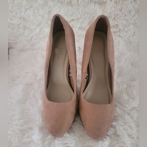Forever 21 Suede Heels, Size 6
